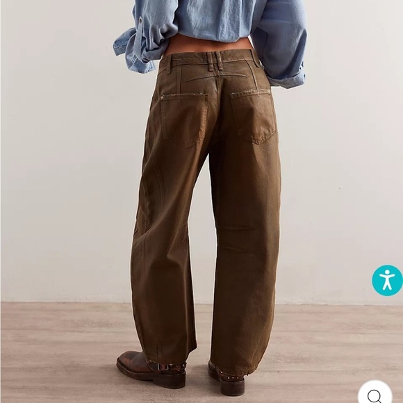 Free People We The Free Good Luck Coated Mid Rise Barrel Jean Vegan Sz 24 NEW - Picture 2 of 13